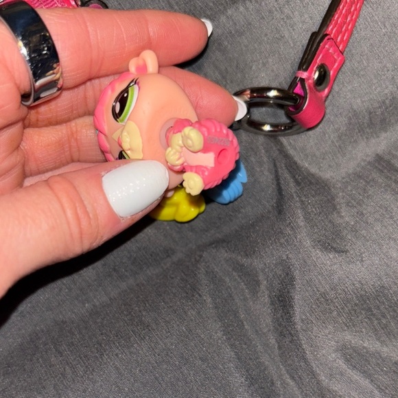 Littlest Pet Shop Pink Key & Card Holder - Picture 8 of 9